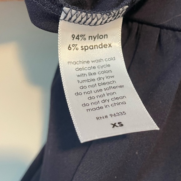 Susana Monaco Open Back Puff Sleeve Romper Sz XS in Midnight Navy - Picture 9 of 9